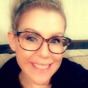 Meet your Posher, Pam